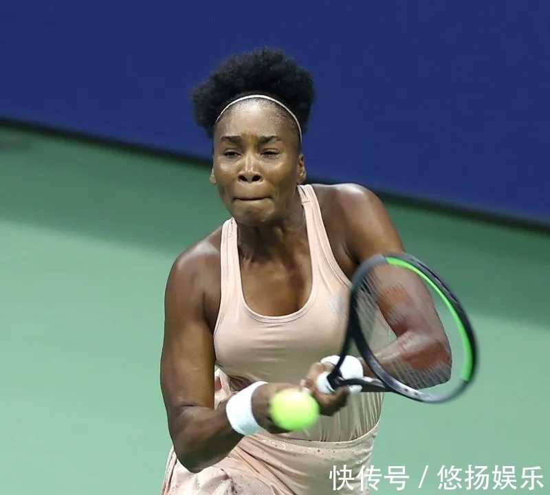 中张开双臂 中张开双臂